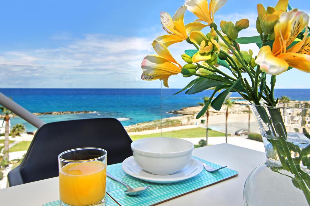 Apartment Josephine - Beachfront Protaras Ngoại thất bức ảnh