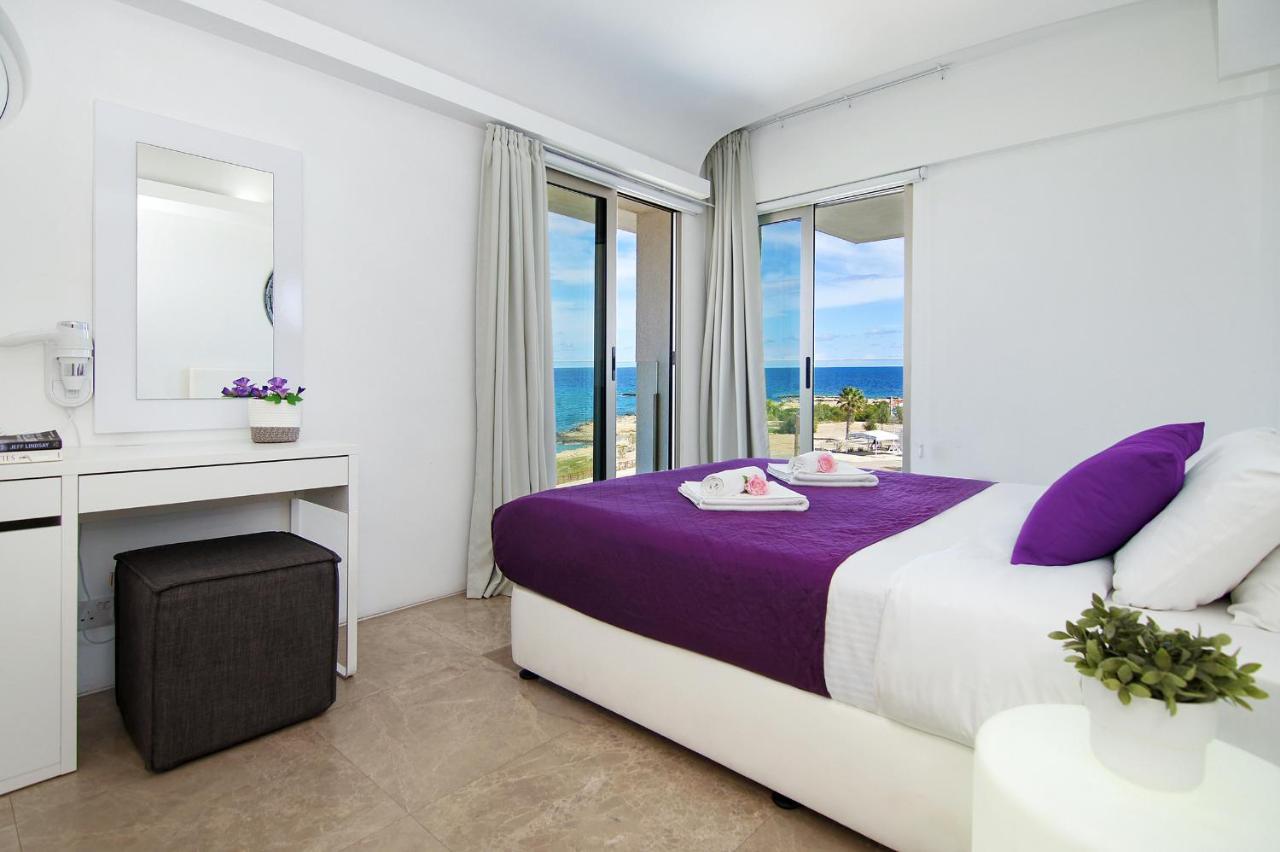 Apartment Josephine - Beachfront Protaras Ngoại thất bức ảnh